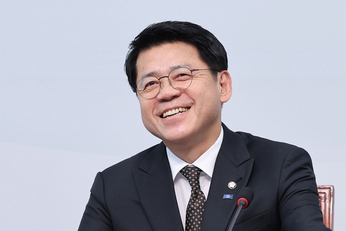 문재인 정부 국립외교원장 출신 김준형, 조국혁신당 원내사령탑 됐다