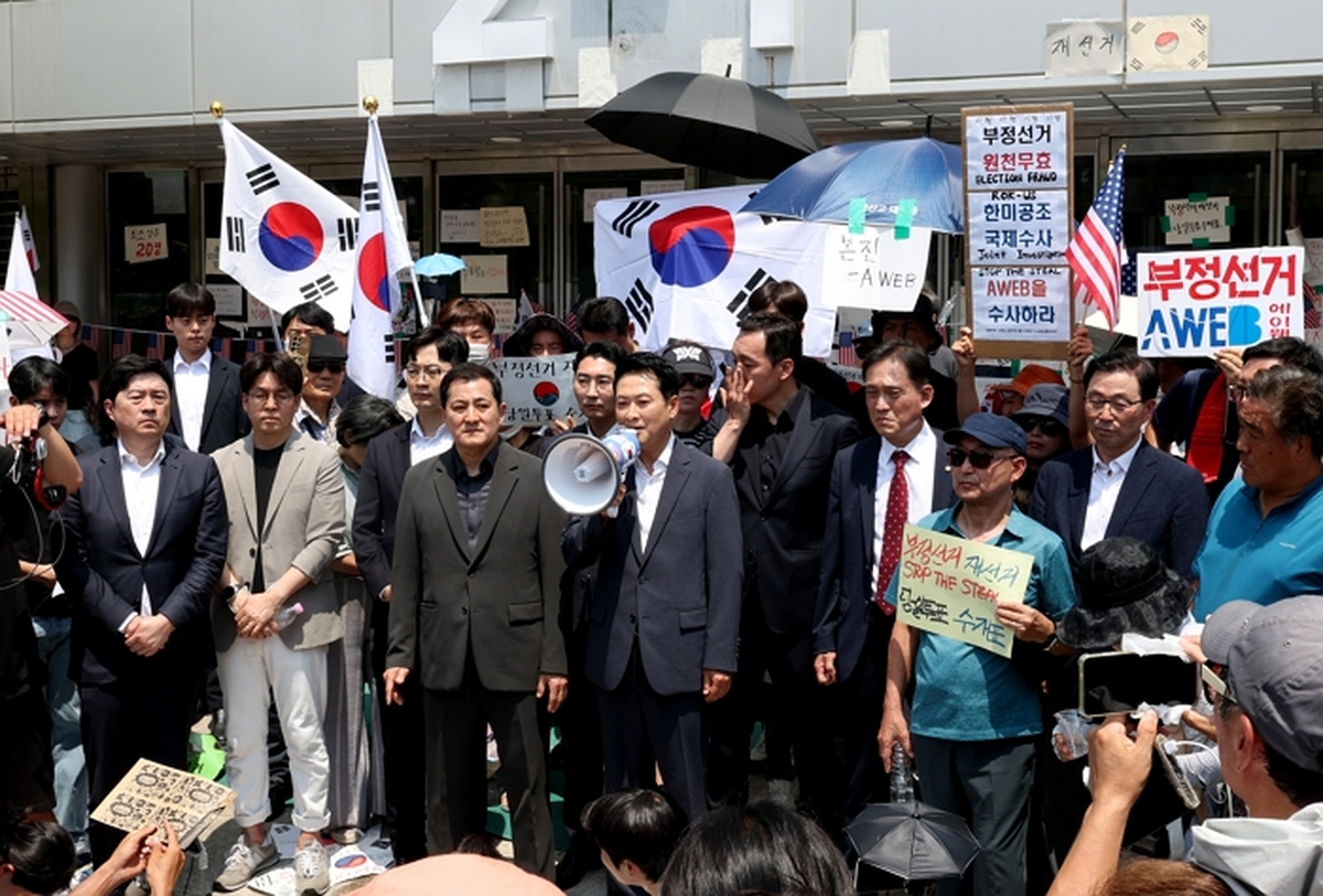 origin_잠실개표소시위대설득하는장동혁대표.jpg