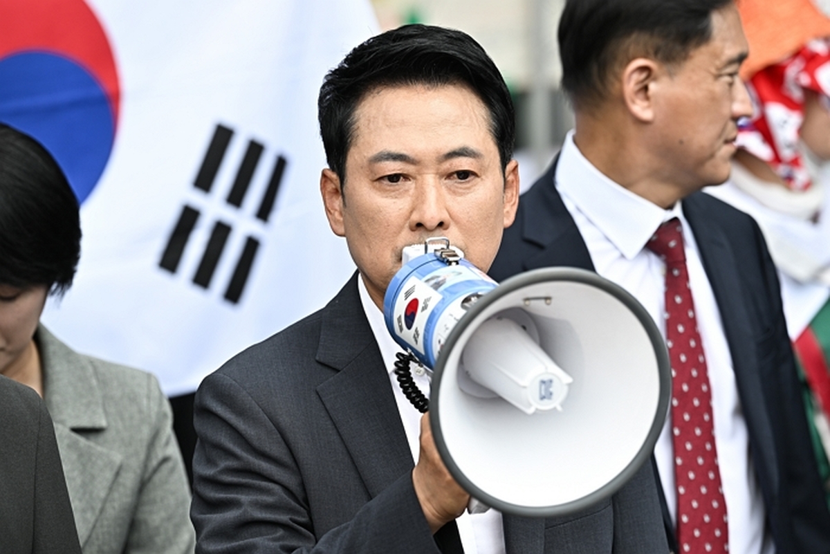 origin_핸드볼경기장진입결정알리는장동혁대표.jpg