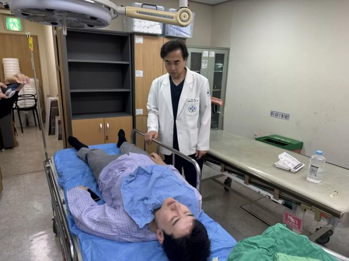 선거 운동 중 커피 테러를 당한 정이한 후보가 입원해 치료를 받고 있다. / 개혁신당 부산시당