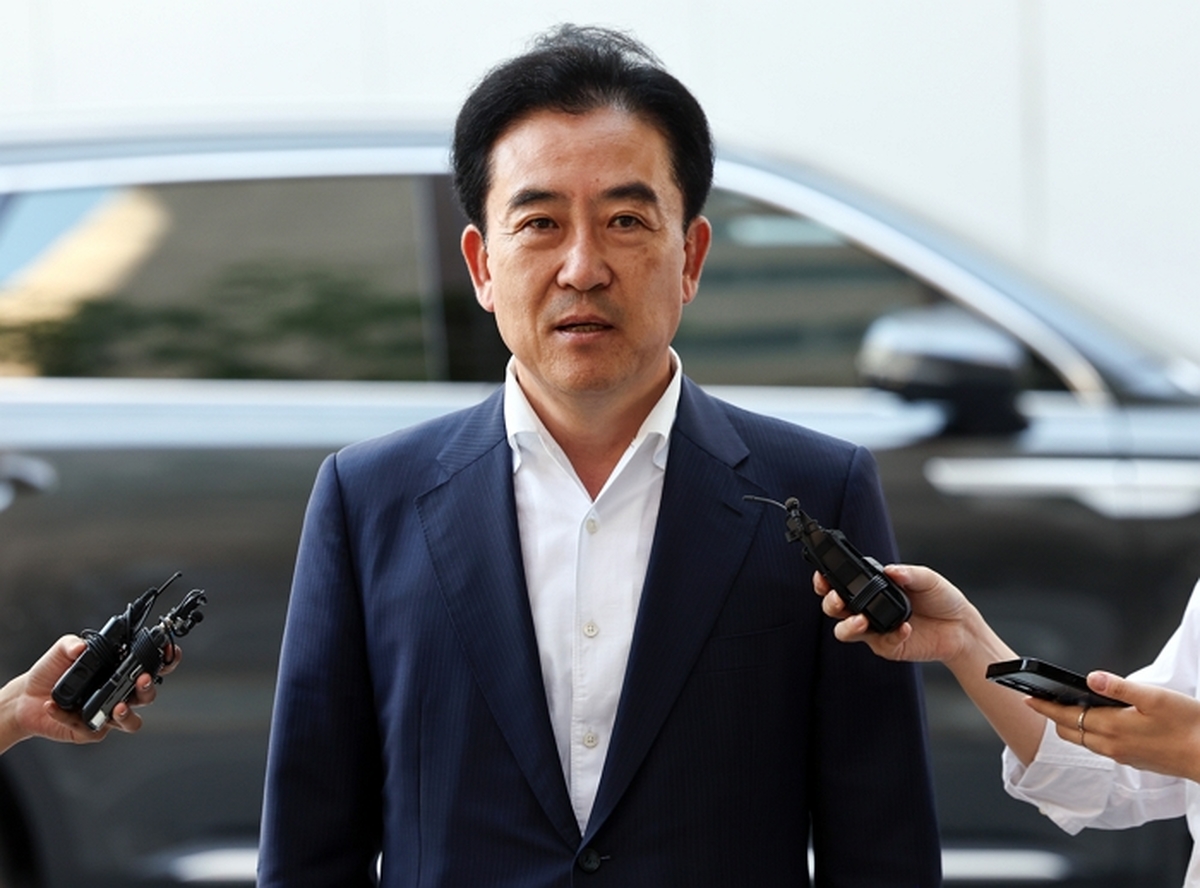 origin_특검출석하는통일교수사무마의혹윤희근전경찰청장.jpg