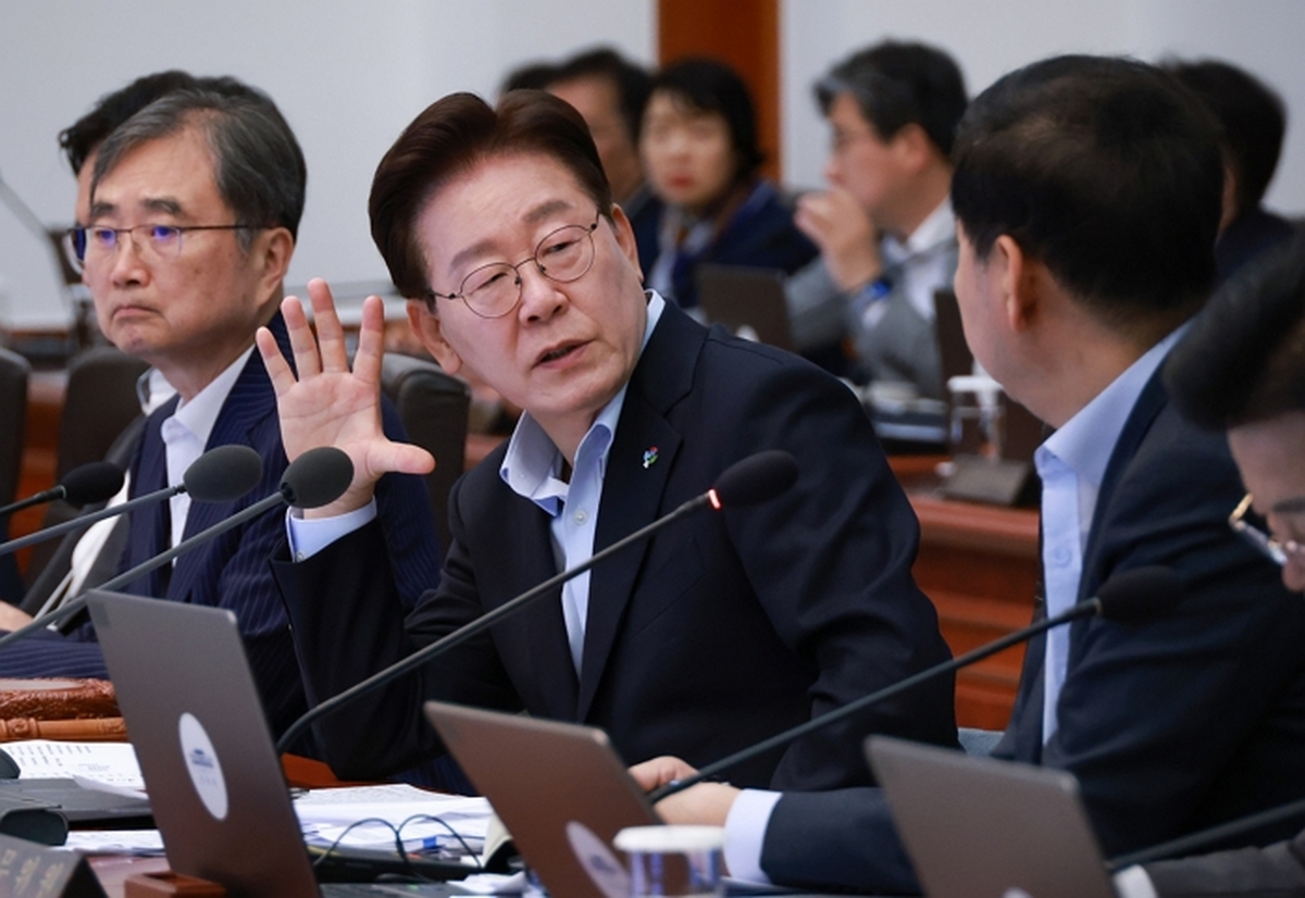 origin_구윤철부총리와대화하는이재명대통령.jpg