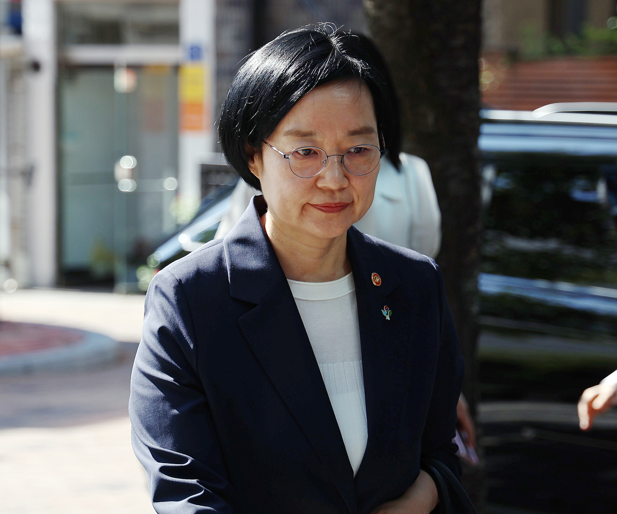 origin_출근하는한성숙후보자.jpg