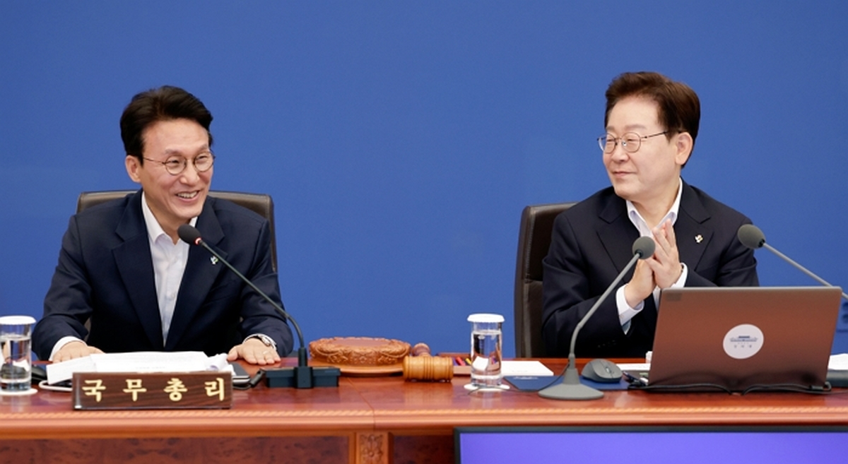 李대통령, 당 대표 출마 위해 사퇴하는 김민석 총리에 “국민 목숨 구한 총리”