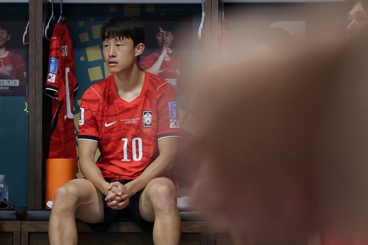 먼저, 월드컵 기간 동안 저와 대표팀을 향해 진심 어린 응원과 성원을 보내주신 모든 분들께 깊이 감사드립니다.그리고 진심으로 죄송하다는 말씀도 함께 드립니다.승리의 기쁨이 .jpg