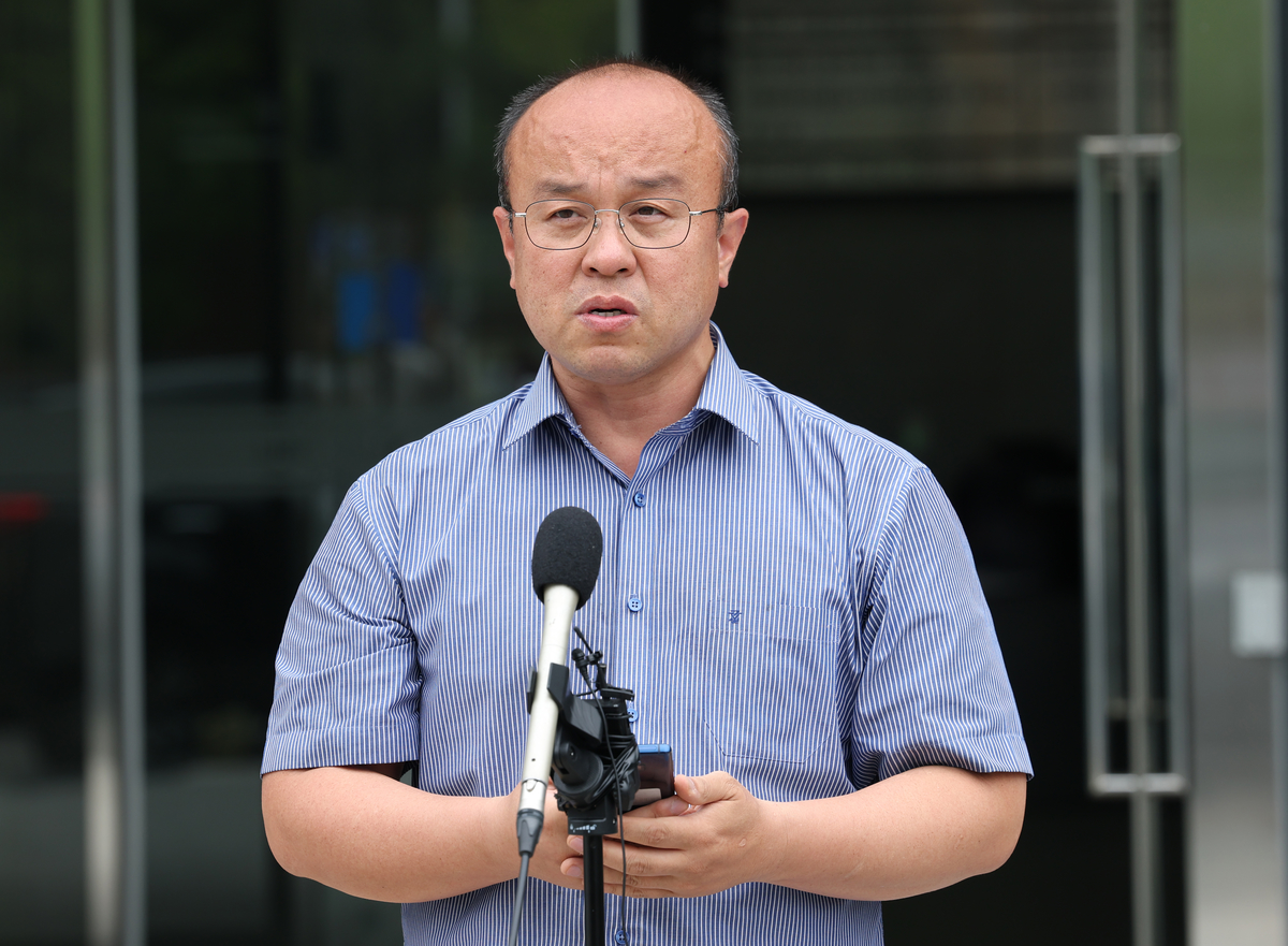 origin_삼성전자노사임금협상관련기자회견하는대한민국주주운동본부.jpg