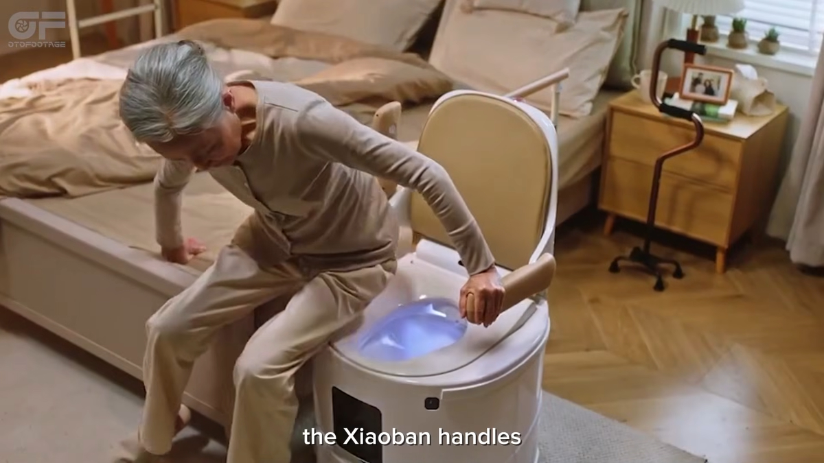 It Comes When You Poop... Then Grinds & Cleans Itself 😱 Meet Xiaoban Robot Toilet 0-38 screenshot.png