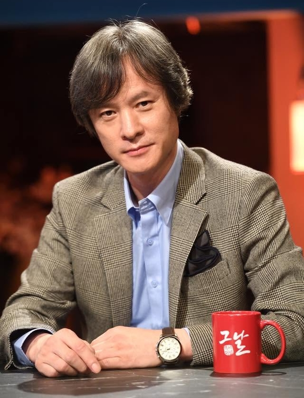 “용서 말고 처벌” 배재고 야구부 비판한 시인 류근... 과거 조진웅 옹호 발언 재조명