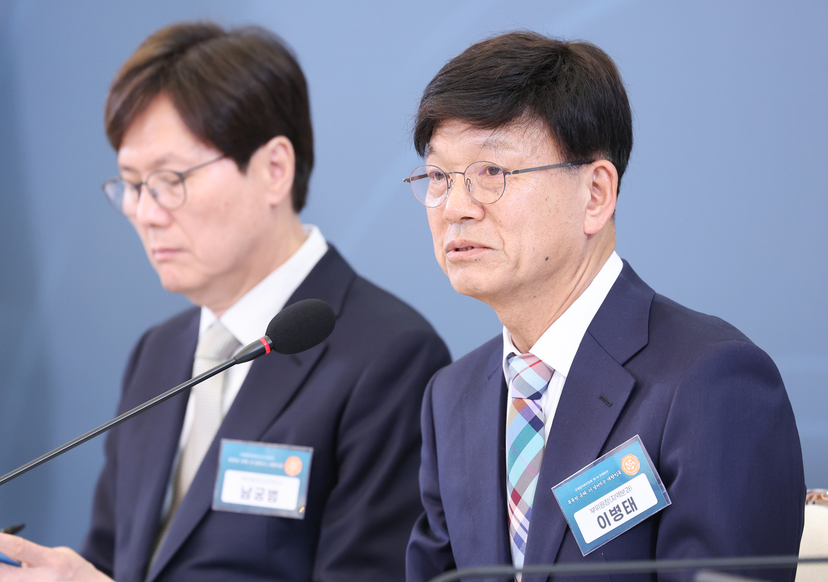origin_발언하는이병태규제합리화위원회부위원장.jpg
