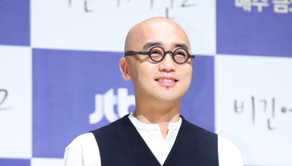 배재고 앞 근조화환 본 하림 “정치적 공격을 근조화환으로?... 꽃으로 하는 고약한 짓들”