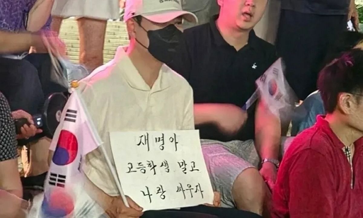 ‘개표소 봉쇄 시위’에 모습 드러낸 장동혁 국민의힘 대표 “재명아, 나랑 싸우자”