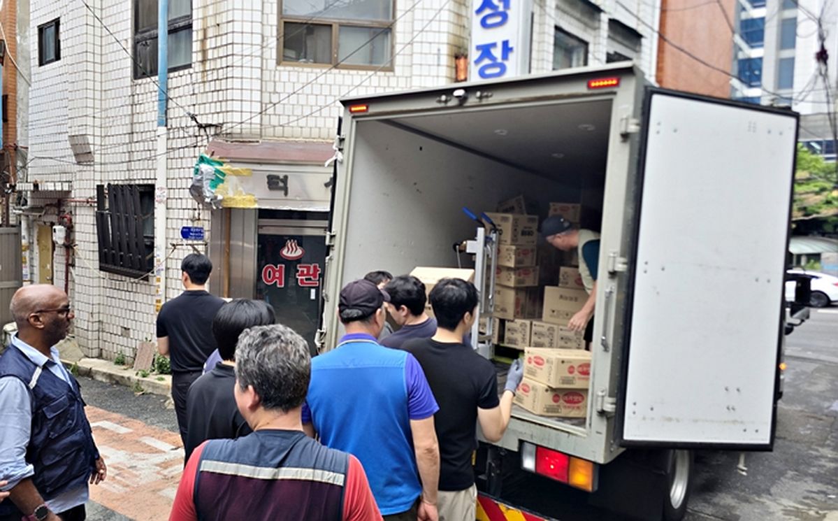 “역대급 폭염 예고에”... BGF리테일, 냉방시설 부족한 쪽방촌에 ‘긴급 구호물품’ 전달