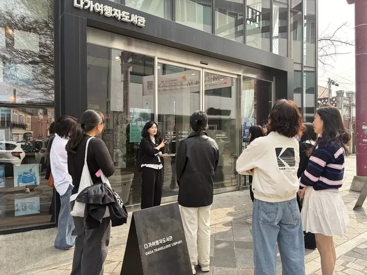 전북 전주시가 다가여행자도서관에서 도서관여행 프로그램을 진행하고 있다. 전주시 제공