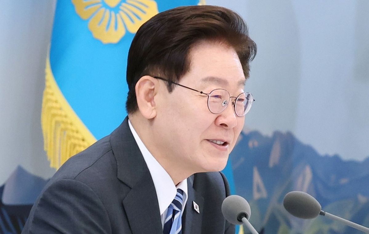 이재명 대통령 지지율, 49.4%로 반등... 한 달 만에 부정평가 다시 추월