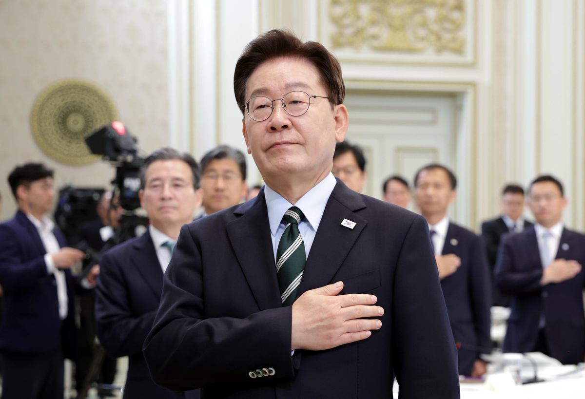 이재명 대통령 “12월 3일 국민주권의 날 지정”... 비상계엄 선포일 공휴일 추진