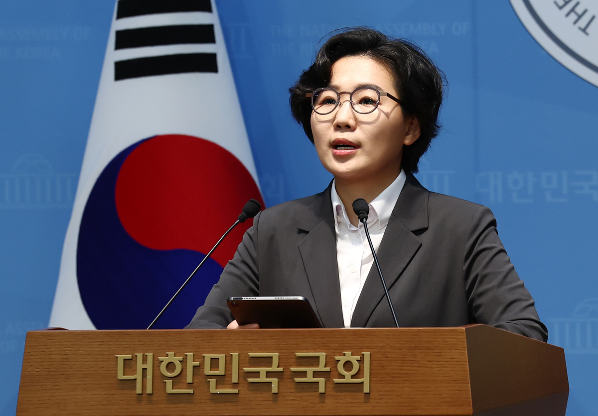 86세대 겨냥한 김보미...이재명 대통령, X 개설 하루 만에 ‘직접’ 팔로우