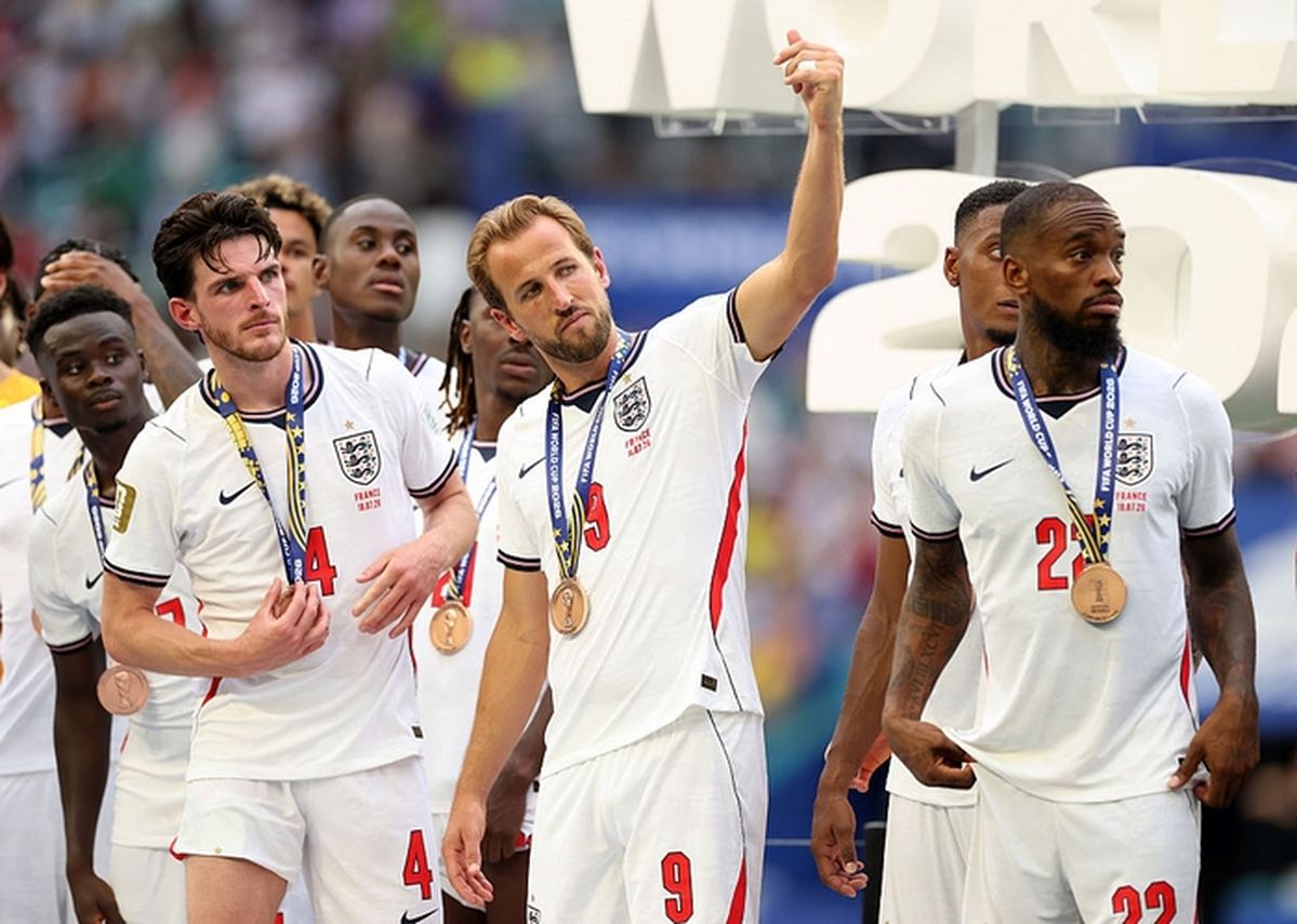 ‘축구 종주국’ 잉글랜드, 프랑스 6-4 제압... ‘난타전’ 끝에 60년 만의 월드컵 최고 성적 달성