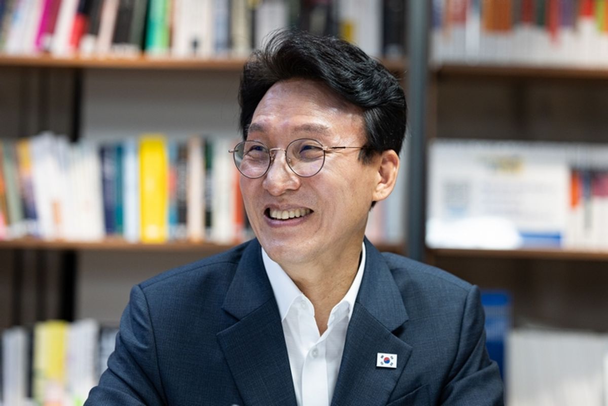 ‘차기 대통령감’ 김민석 17.4%로 선두... 한동훈 2위·오세훈 3위