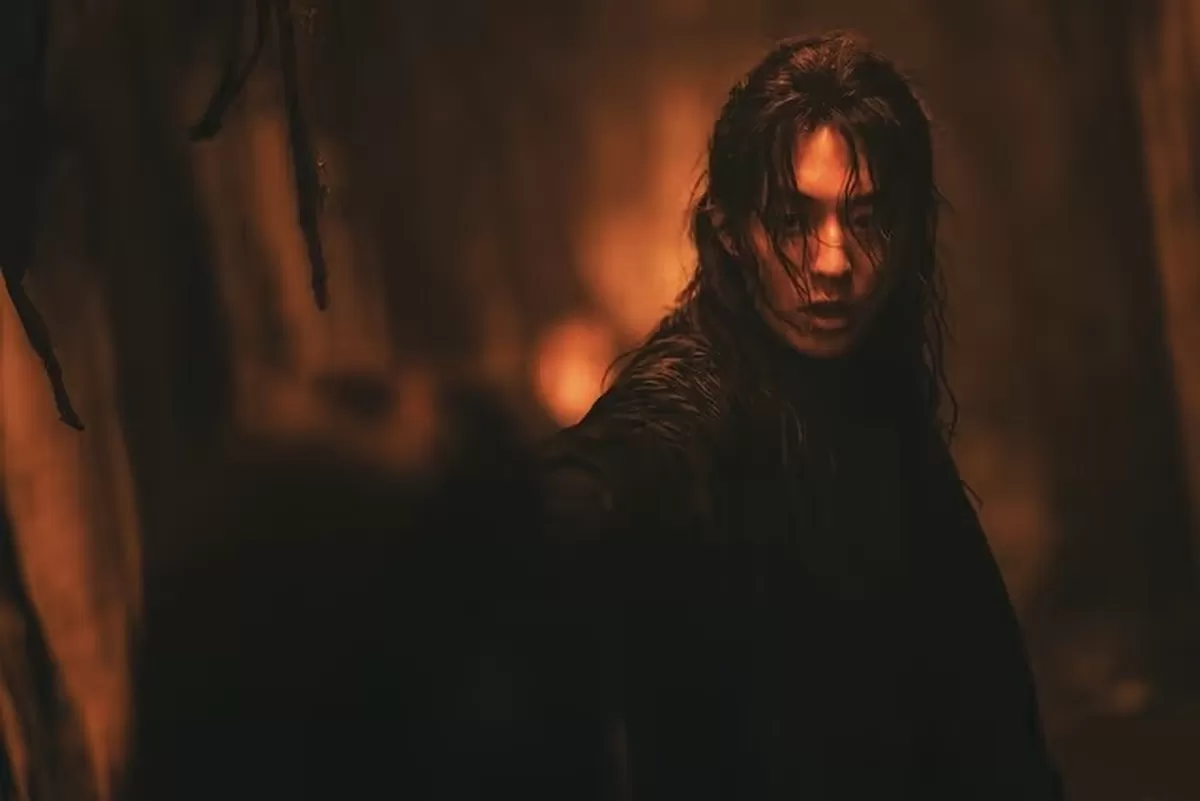 남주혁·노윤서 ‘동궁’, 넷플릭스 1위 질주...귀신 잡는 K오컬트 사극