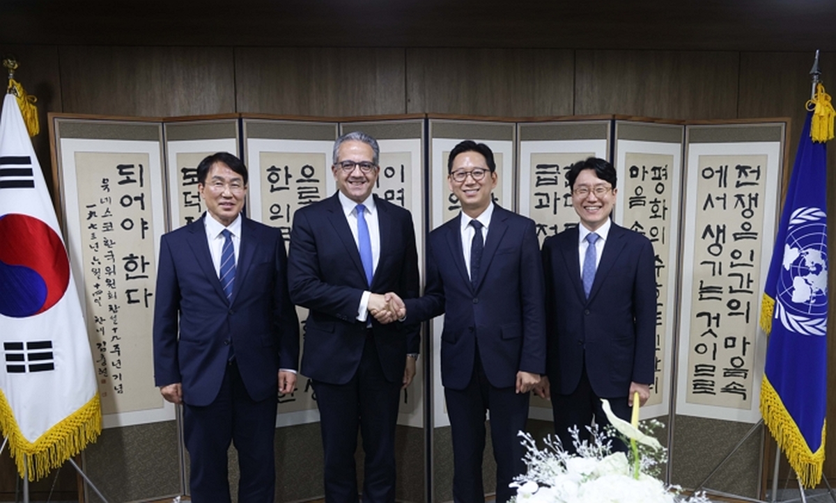 스탠퍼드·옥스퍼드도 붙었다...LG, 유네스코와 'AI 윤리 교과서' 만든다
