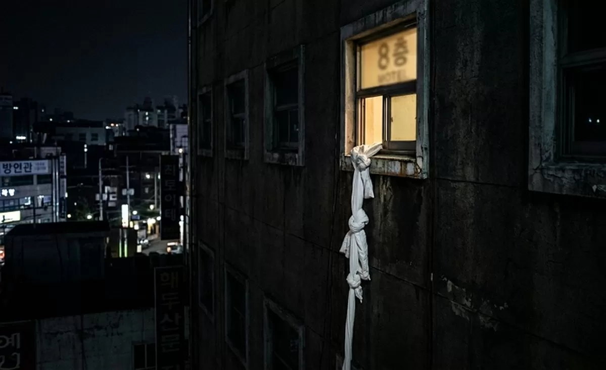 취업 목적으로 한국 온 외국인들... 부산 모텔서 탈출 시도하다 1명 사망·1명 중상