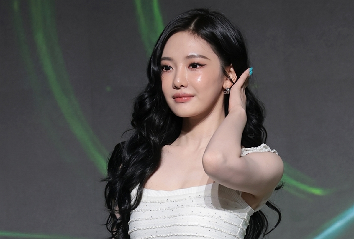 origin_닝닝한번보면잊혀지지않는눈빛.jpg