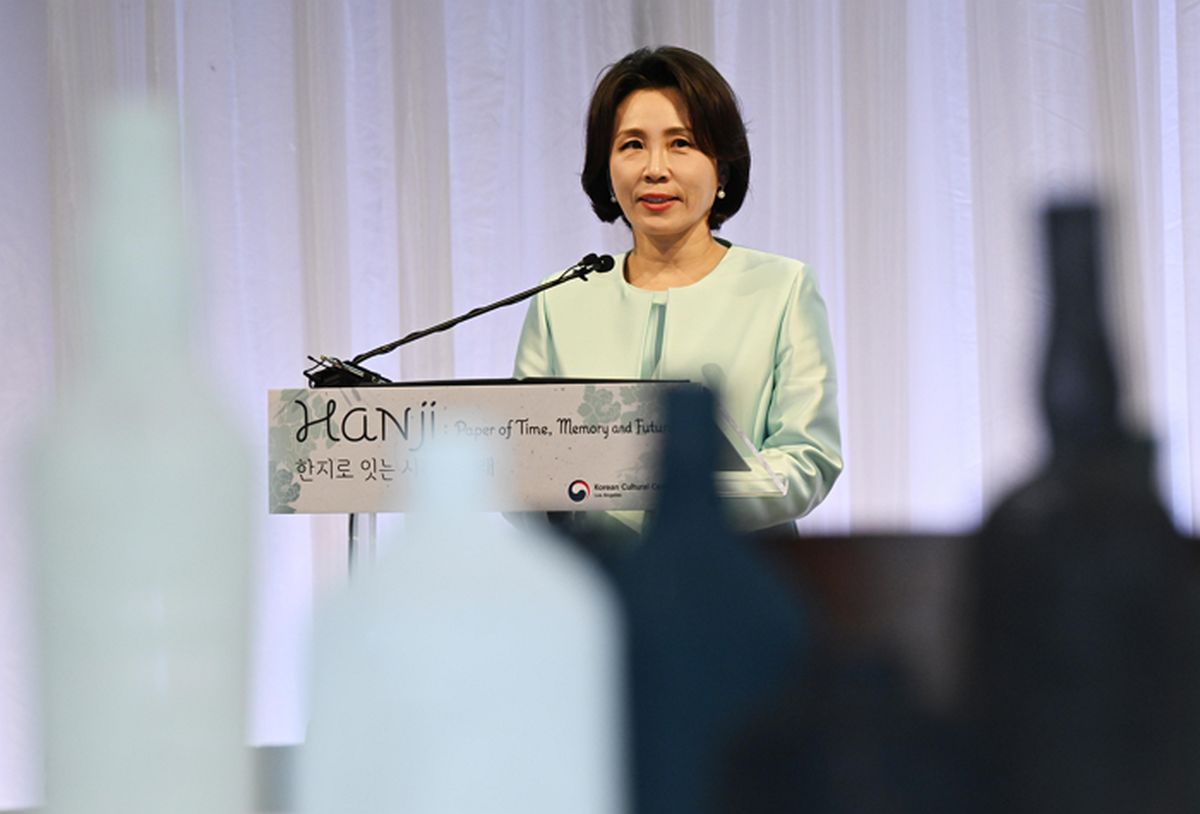 김혜경 여사, 美서 열린 한지 홍보 행사 참석... “아름다운 문화유산으로 사랑받길”