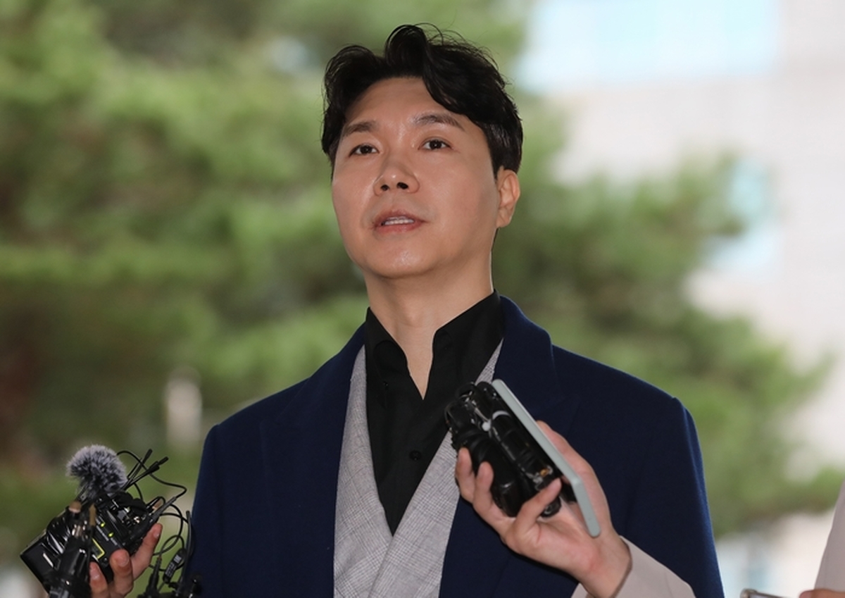origin_친형재판출석하는박수홍.jpg
