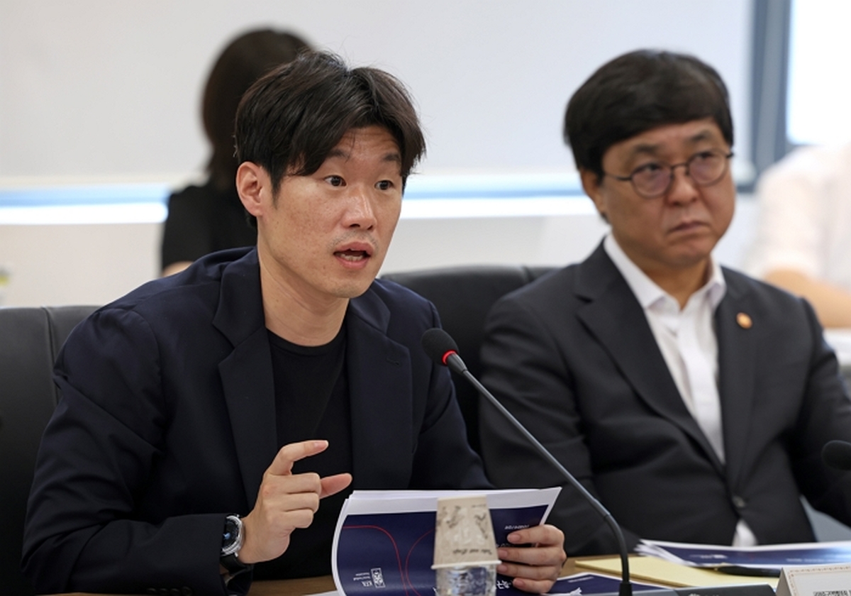 origin_발언하는박지성축구혁신위공동위원장.jpg