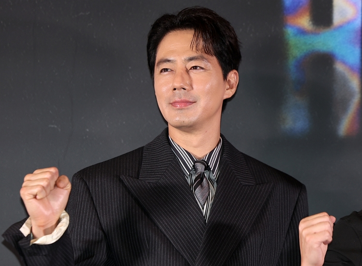 조인성, 사비로 ‘호프’ 상영회 열었다... 팬클럽·보육원 청소년 초청