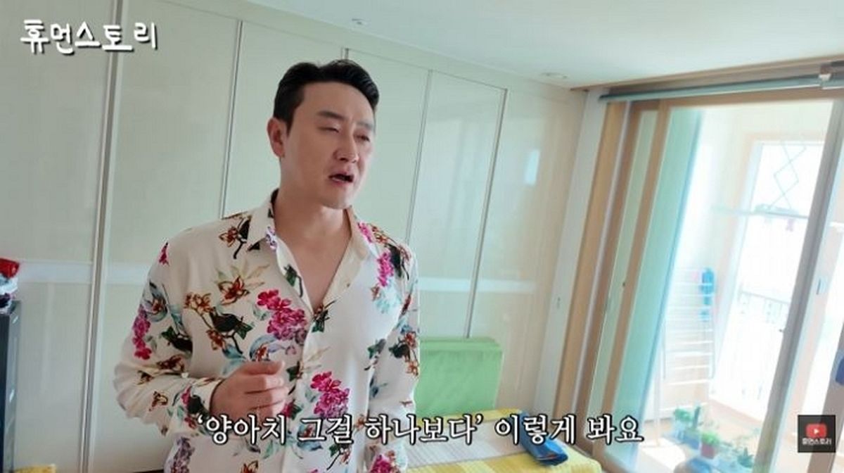 잘나가던 개그맨 김원효가 방송 떠나 시골 마트서 물건 팔고 있는 이유