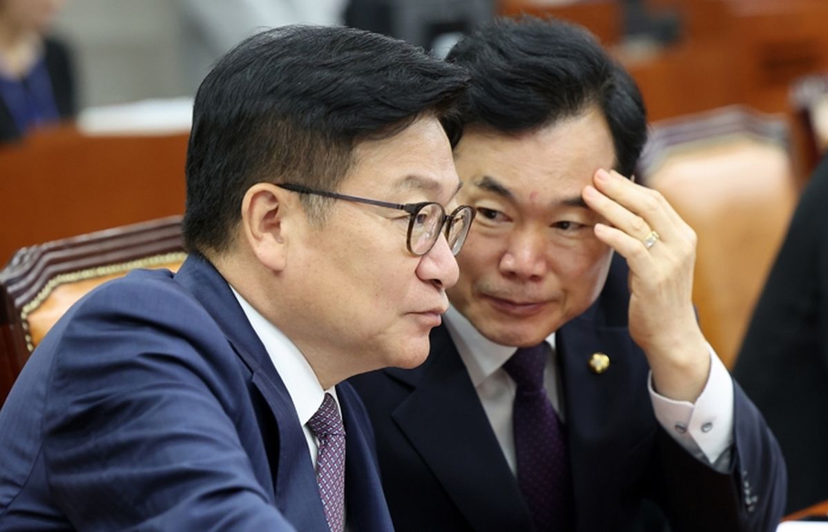 “윤석열이 동네 애 이름이냐” “국힘 당대표도 재명이라고 하잖아”... 국회 운영위서 여야 충돌
