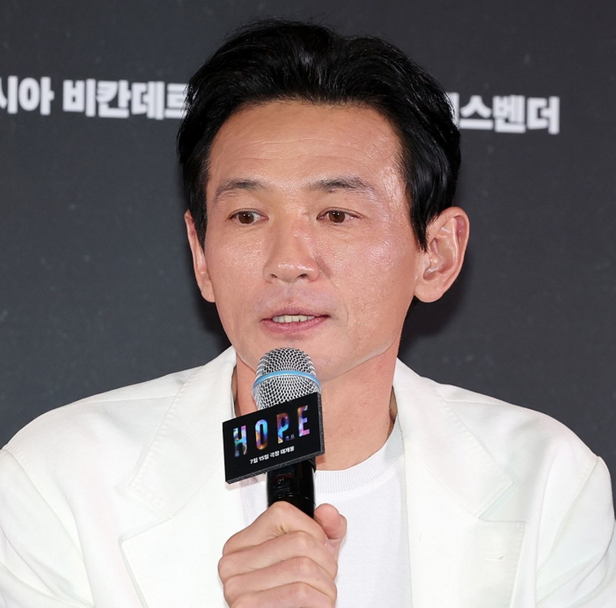 황정민 사생활 폭로한 A씨, 공식 입장 내놨다