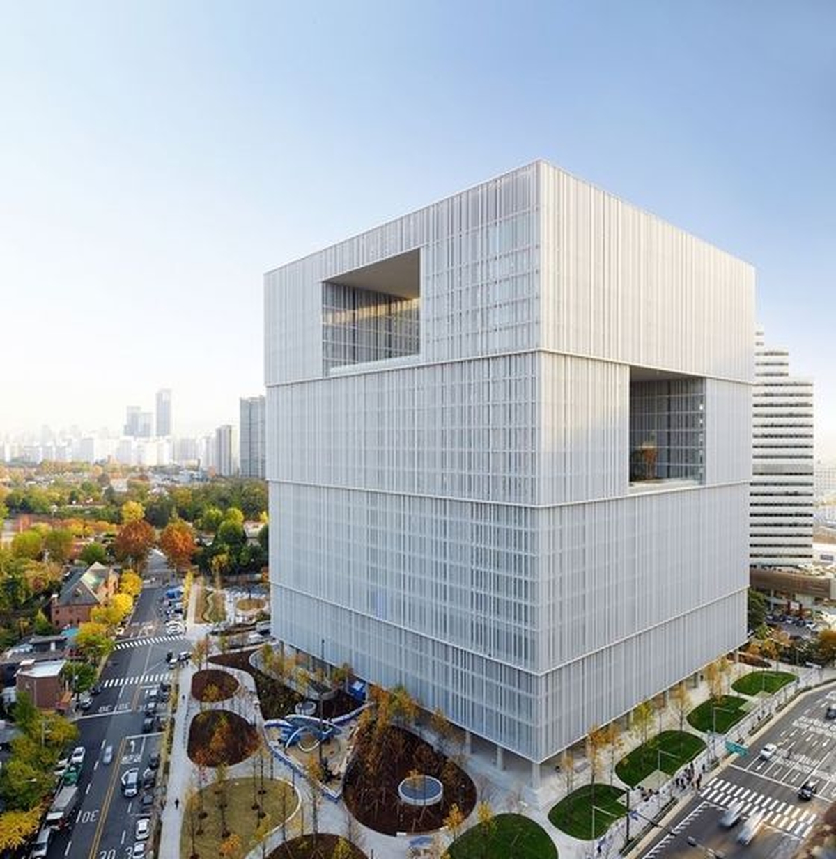 아모레퍼시픽, 해외 사업 호조에 2분기 매출 15%·영업익 53% 증가