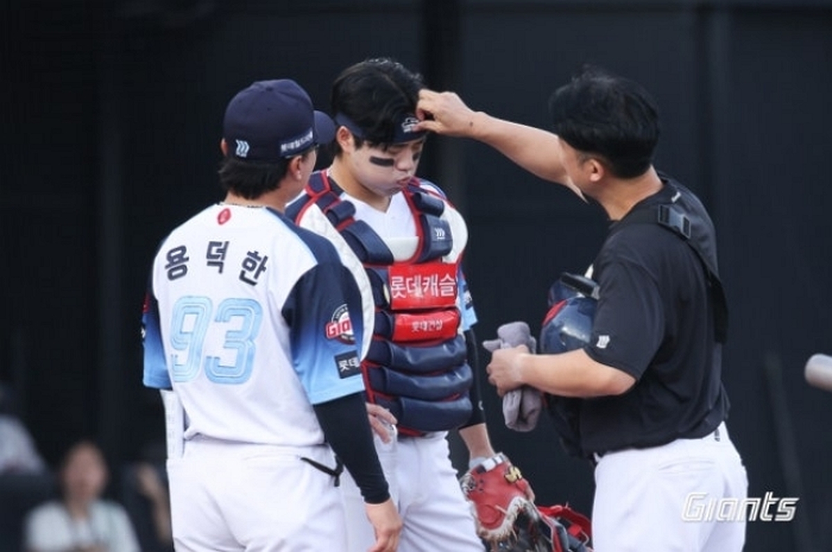 KBO 폭염 속 경기 강행 논란... 선수들 쓰러지자 결국 긴급 대책 발표했다