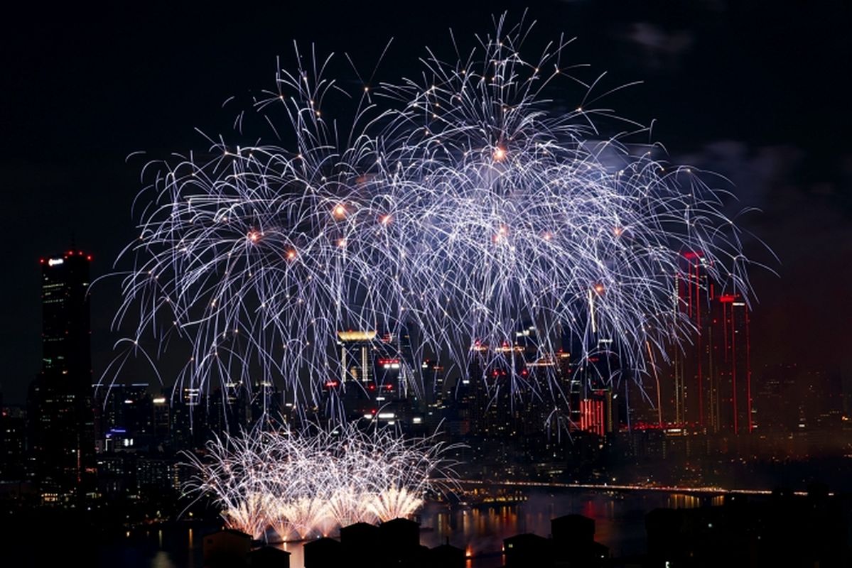 “K-불꽃 보러 서울 온다”... 대만 관광객 사로잡은 서울세계불꽃축제 패키지