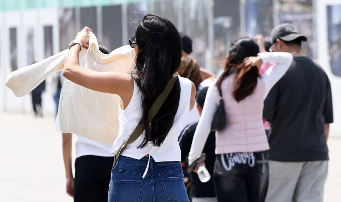 오늘(18일), 여름 맛보기 날씨 펼쳐진다... 낮 최고기온 '27도'