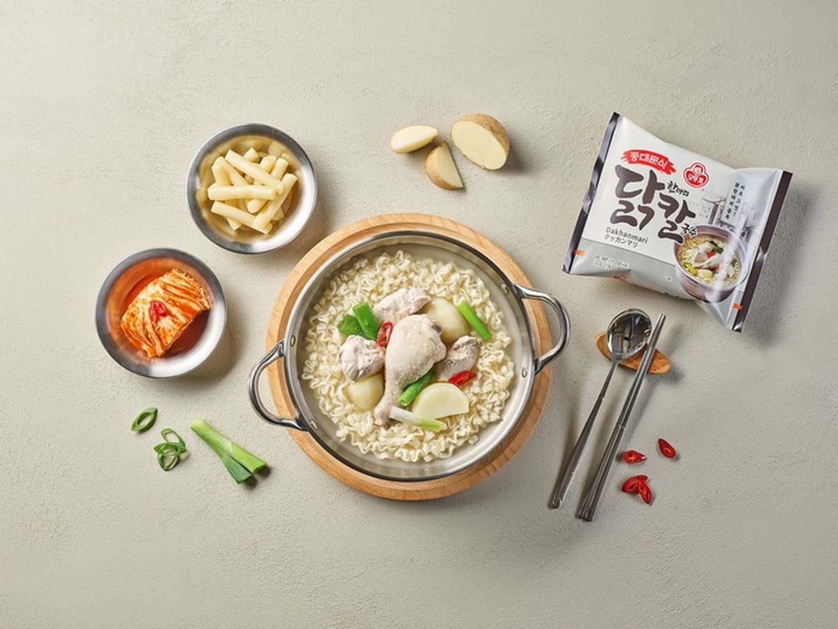“노포 맛 그대로” 오뚜기 ‘동대문식 닭한마리 칼국수’, 복날 특수 타고 흥행몰이