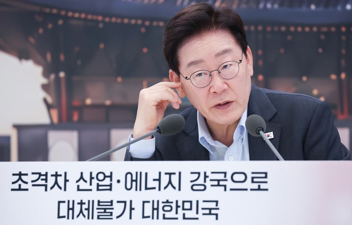 이재명 대통령 “부동산으로 100억 벌어도 세금 몇 억... 근로소득과 형평 안 맞는다”