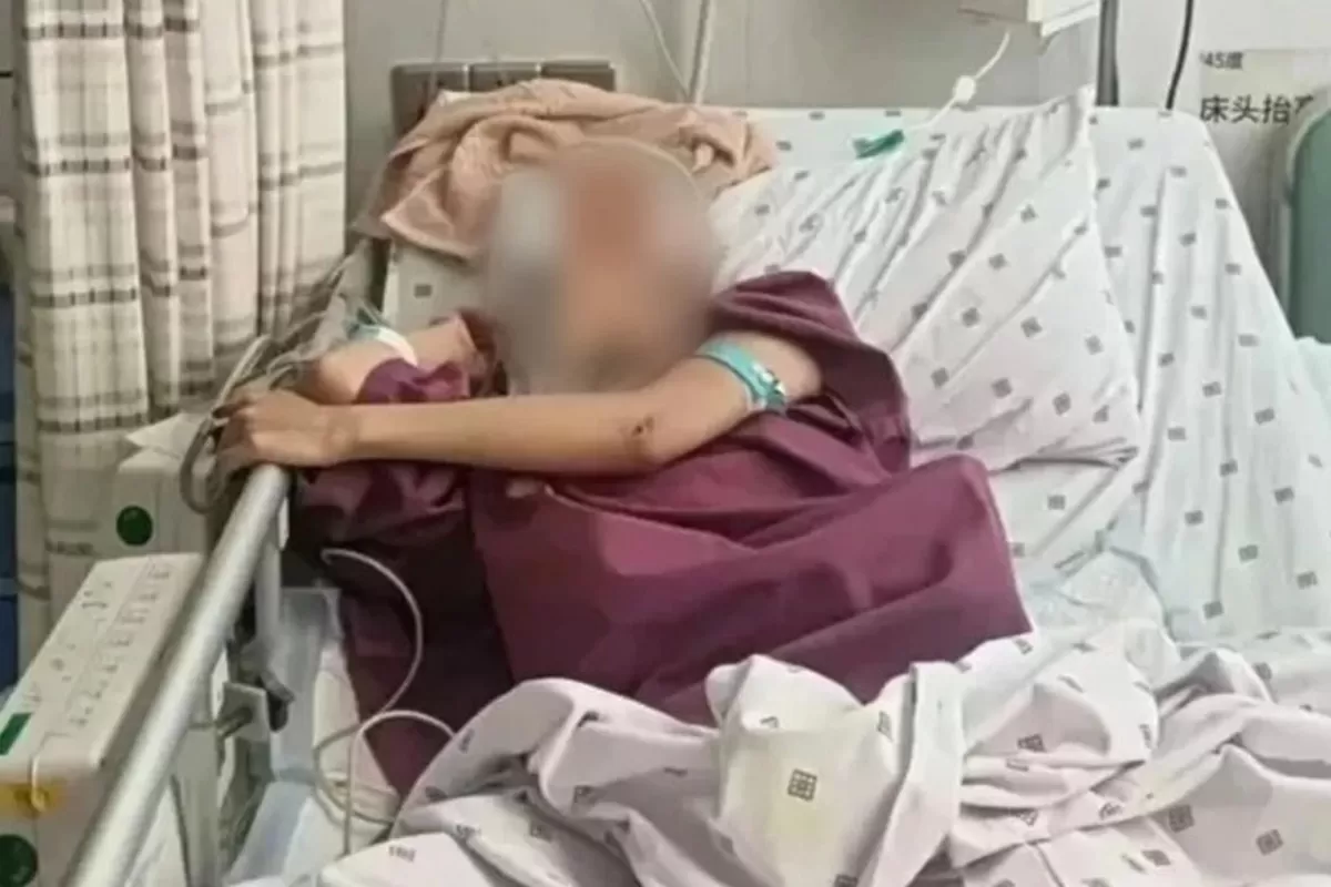 중국의 20대 여성이 남자친구의 폭력을 피해 아파트 18층에서 뛰어내렸다가 기적적으로 생존했다. /사진=홍콩 매체 SCMP 캡처