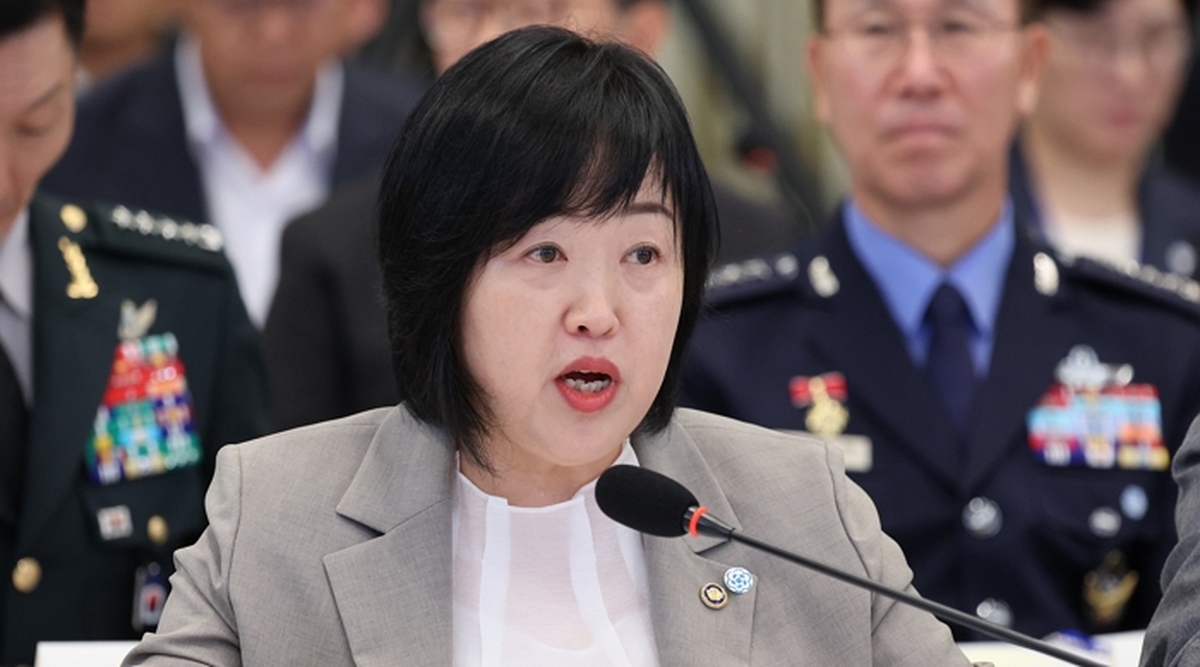 origin_업무보고하는홍소영병무청장.jpg