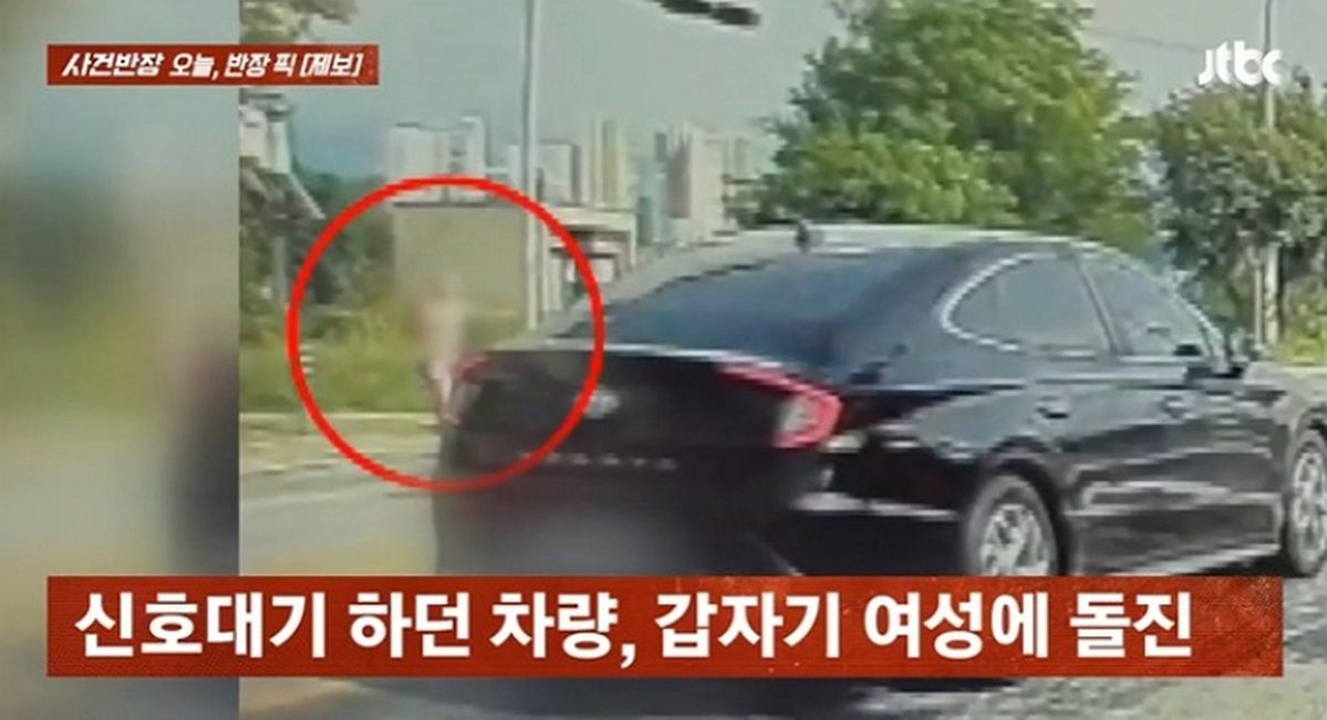 언쟁 벌이다 보행자 향해 돌진한 차량... 가해자 어머니는 