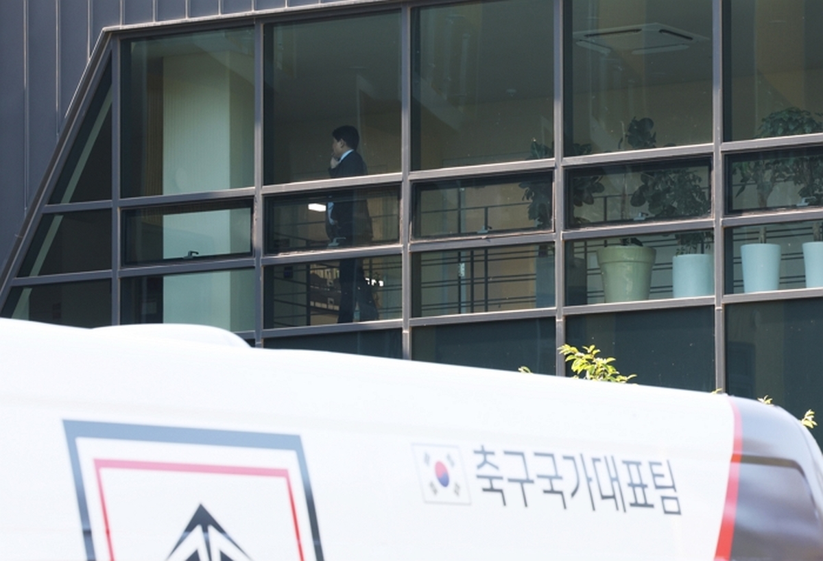 origin_경찰사상첫축구협회압수수색.jpg
