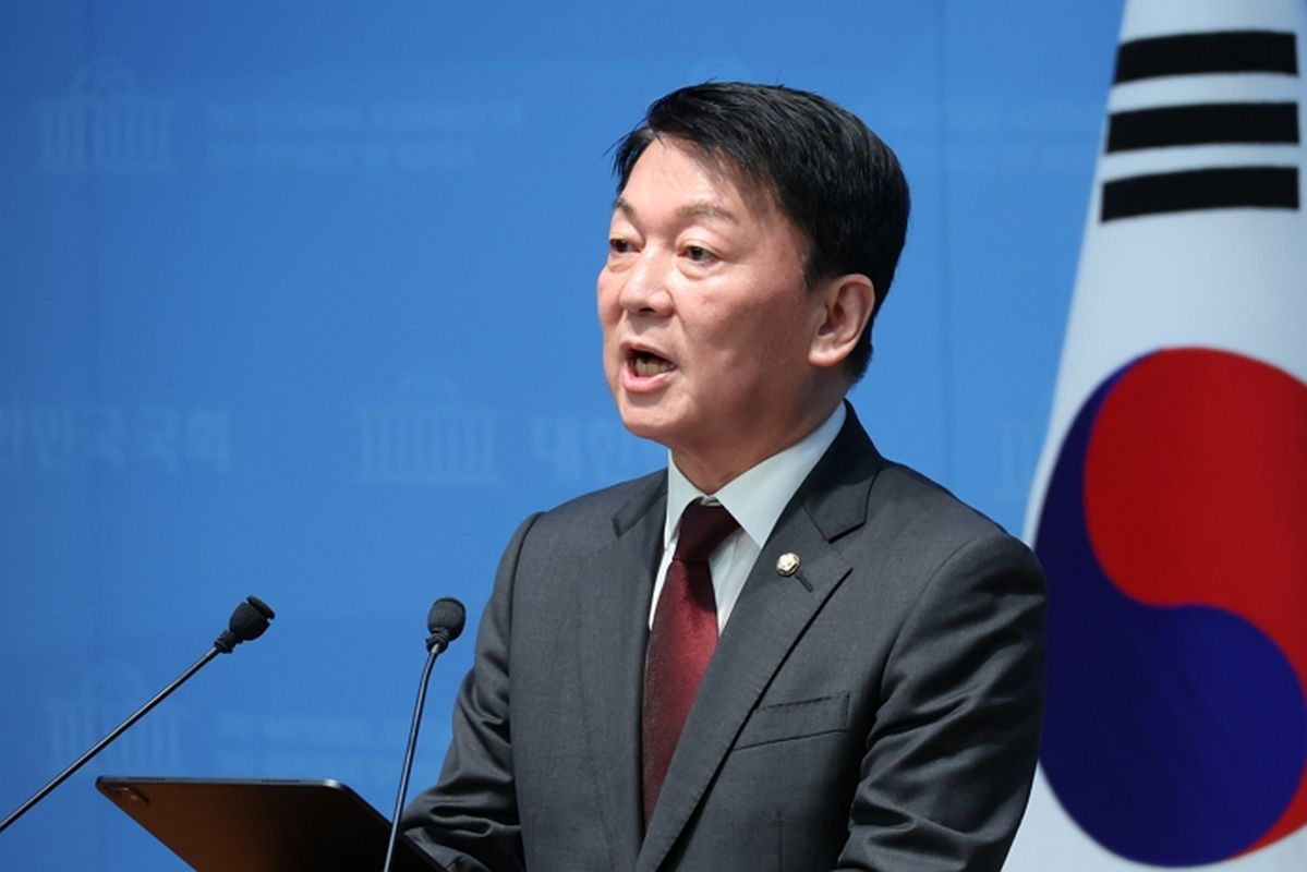 소신파의 변신?... 전한길한테 “드디어 계몽됐다” 칭찬받은 국민의힘 의원 2人