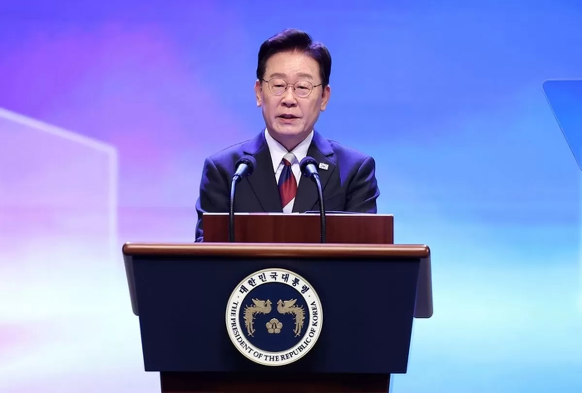 이재명 대통령이 15일 서울 종로구 세종문화회관에서 열린 제81주년 광복절 경축식에서 경축사를 하고 있다. 2026.8.15 / 뉴스1
