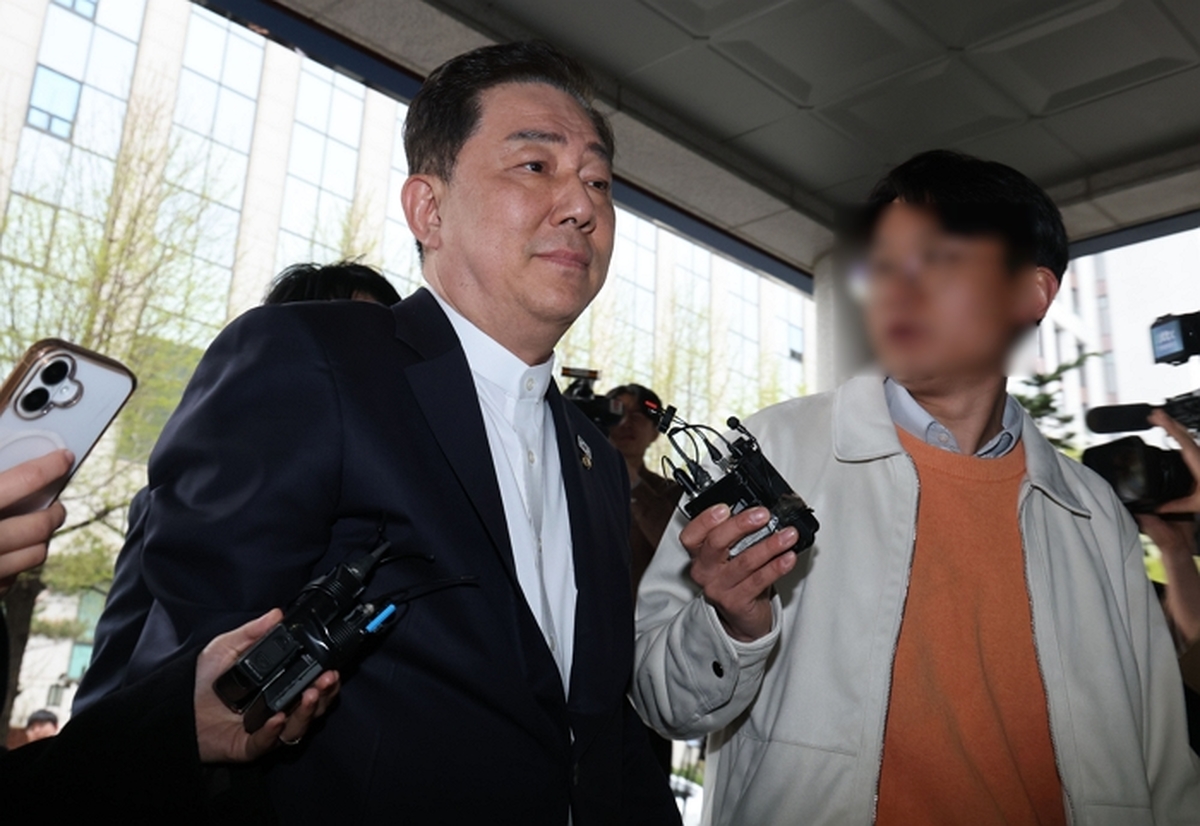 origin_7차경찰출석경빙기묵묵부답.jpg