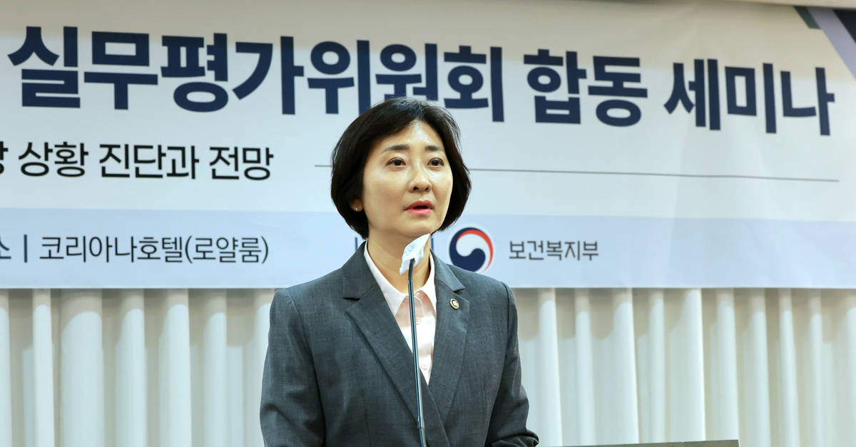 origin_인사말하는이스란1차관.jpg