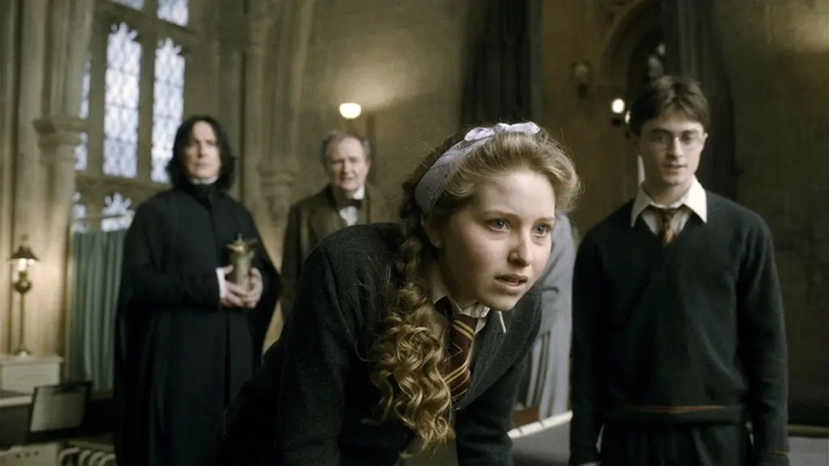 alan-rickman-jim-broadbent-jessie-136843727_81eb3d.jpg