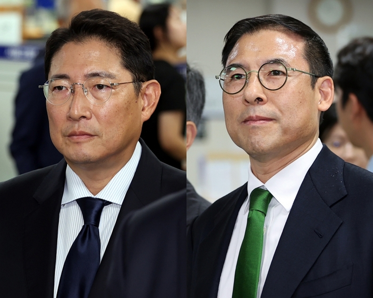 origin_법정출석하는조현준·조현문.jpg