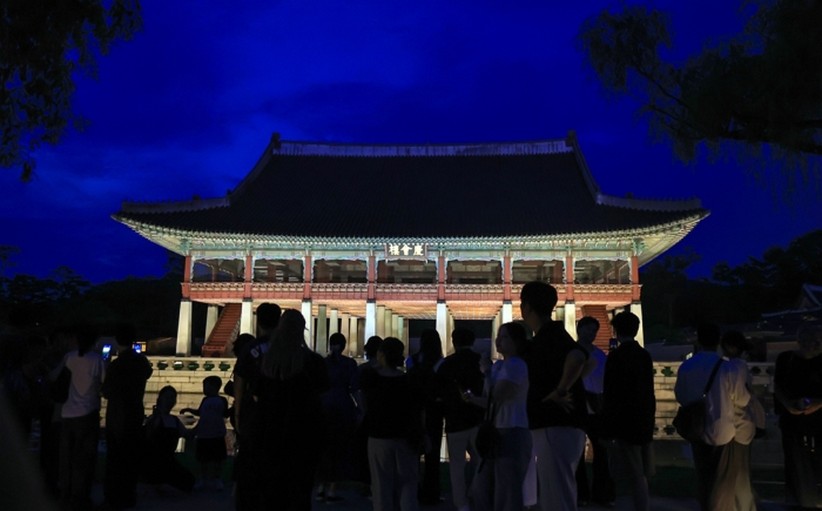 경회루 2층에서 경복궁 한눈에... 9월부터 특별관람 시작